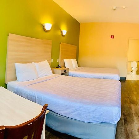 Weston Inn & Suites Rusk Экстерьер фото