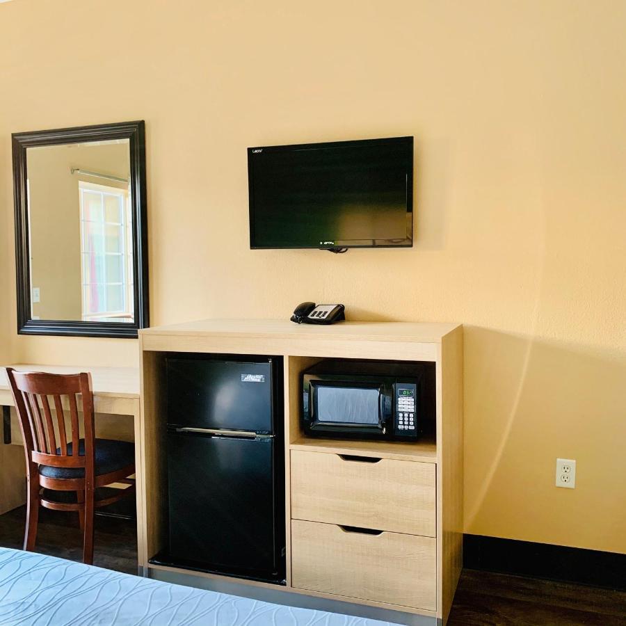 Weston Inn & Suites Rusk Экстерьер фото