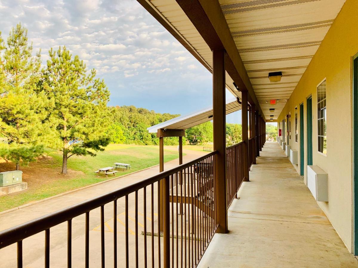 Weston Inn & Suites Rusk Экстерьер фото