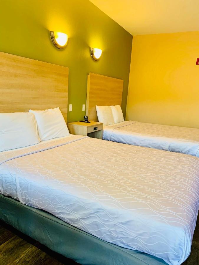 Weston Inn & Suites Rusk Экстерьер фото
